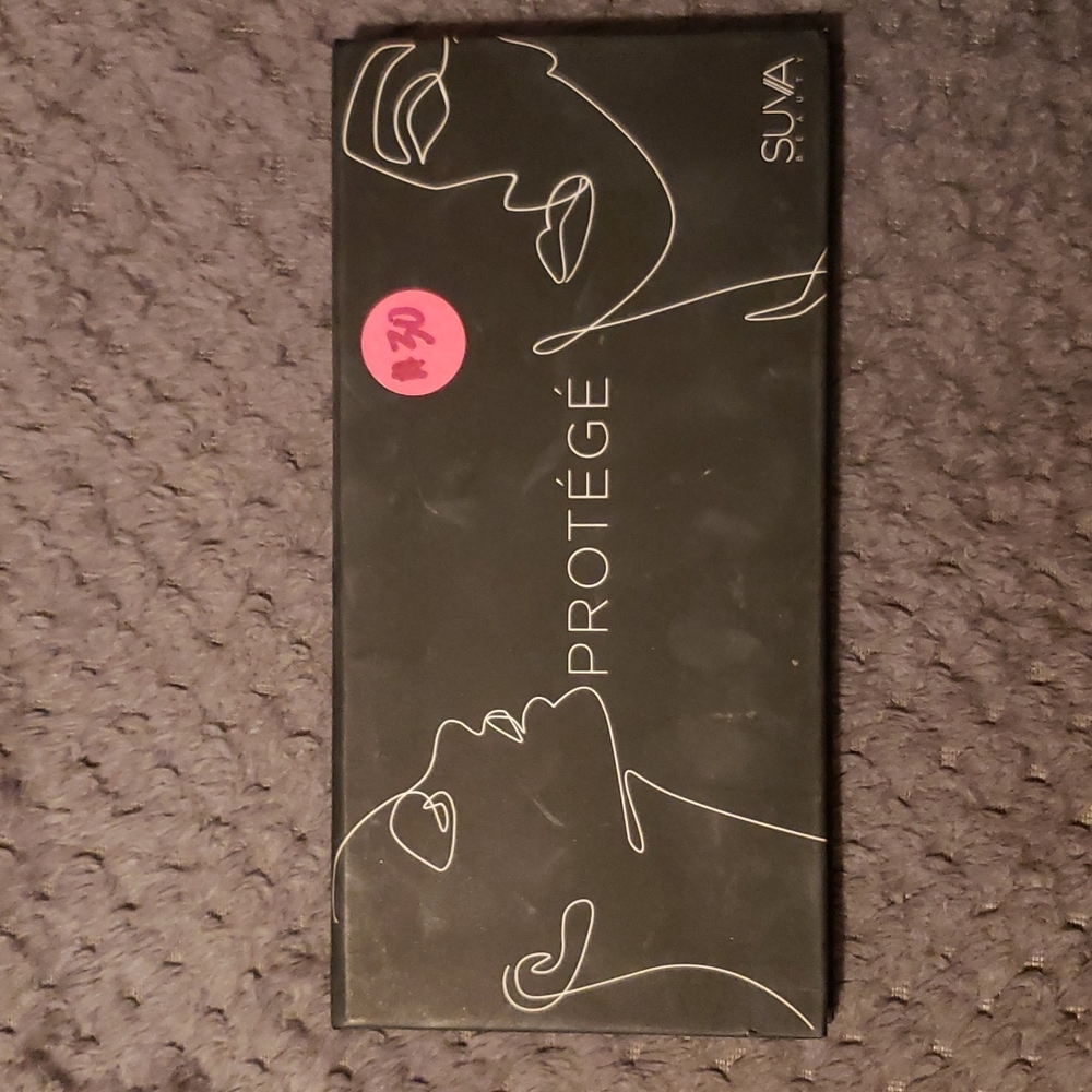 SUVA Protégé Eyeshadow Palette